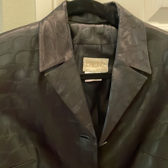 Leather look lightweight jacket with hidden button down front in great shape - Picture 2 of 4